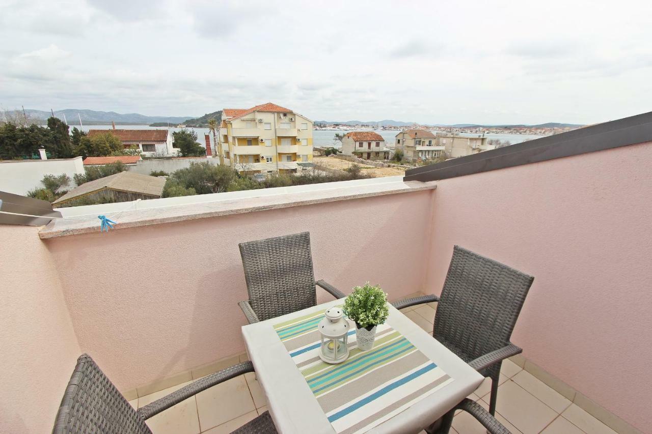 Apartments Josip Муртер Экстерьер фото